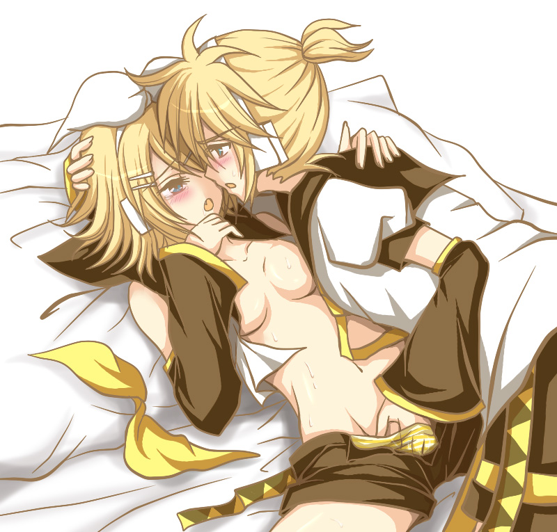 Blushing Twincest Blondes: Kagamine Len and Rin’s Hair Clip and Headphone Orgasm